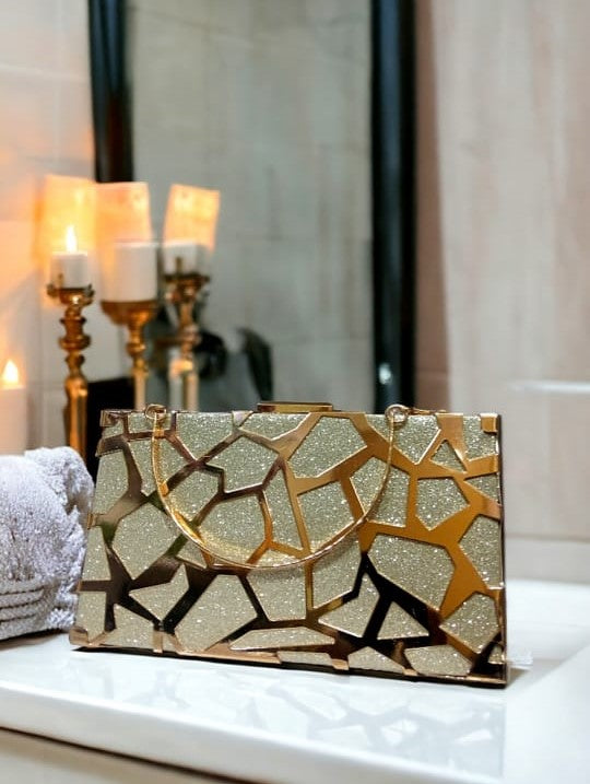 GLAM WHITE & GOLD CLUTCH